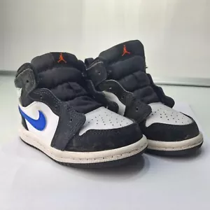 Childs Nike Air Jordans UK size 5.5K - Picture 1 of 5