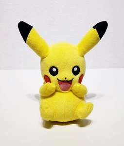 Pokemon TOMY 2017 Sitting Smiling Cute Happy Excited Pikachu Plush Toy GUC 9" - Picture 1 of 6