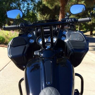 Espejos retrovisores negros para motocicleta Harley Davidson Electra Glide Street Glide Foto 1 de 4