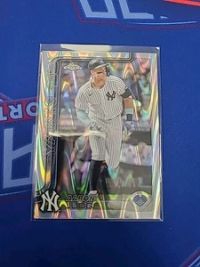 2025 Topps Chrome Ray Wave Aaron Judge SP Yankees Baseballkarte BUYBACK - MVP - Bild 1 von 2