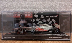 Minichamps 1/43 Vodafone McLaren Mercedes MP4-26 J. Button 2011 Canada GP Winner - Picture 1 of 10