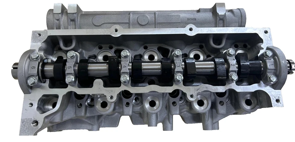 Cylinder Head Assembly For Suzuki Jimny Nissan Micra III Dacia Renault Logan - Image 1 of 1