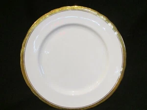 Aynsley Majestic Scalloped Dinner Plate Vintage Bone China Made in England - Picture 1 of 1