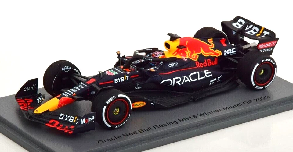 SPARK 1/43 - RED BULL RB18 - WINNER GP MIAMI 2022 (M. VERSTAPPEN) S8534