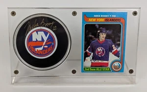 Mike Bossy New York Islanders Autographed Puck and Card w/ Holder - Picture 1 of 4