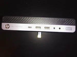 HP EliteDesk 800 G3 Mini (256GB SSD Intel Core i5-6500 3.2GHz 16GB RAM) Mini PC - Afbeelding 1 van 7