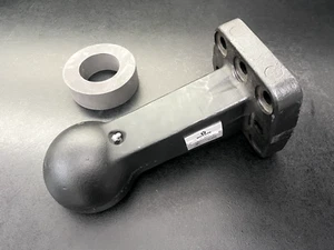 Flanschzugöse K80 - 3500Kg mit Schaumstoff Kugelkalotte Kugelkupplung 100x110mm - Bild 1 von 1