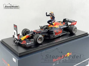 Red Bull F1 RB16B 33 Max Verstappen Monaco 2021 World Champion 1:18 Spark Figure - Picture 1 of 15