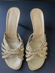 Via Spiga Damen-Sandalen Größe 7,5 goldene Riemchen Cocktail Resort Reise Karriere - Bild 1 von 6