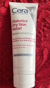 Crema de urea para piel seca diabética CeraVe con arándano | Sin fragancia | 8 oz - Imagen 1 de 3