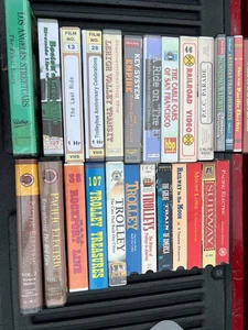 Lote de 26 Locomotoras Canadienses EE. UU. Tren VHS DVD Videos Trolley Metro BUS - Imagen 1 de 20