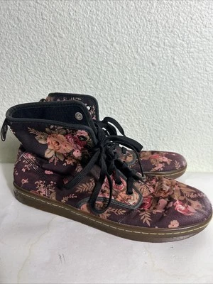 Botas de lona victorianas florales negras Dr. Martens Shoreditch para mujer EE. UU. 8 Foto 1 de 4