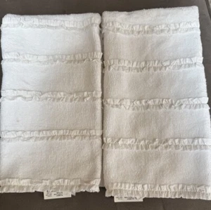 Neu 2x LC Lauren Conrad weiß Badezimmer 100% Baumwolle Rüschen Handtücher 16"x.28" - Bild 1 von 5