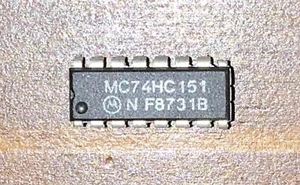 MOTOROLA MC74HC151N , New (old) Stock, Ships From US. - Picture 1 of 1