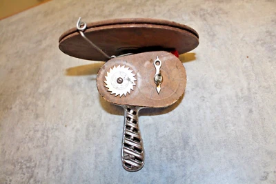 RARE ANTIQUE WARP MEASURING TOOL THE EUREKA THE NATIONAL MODEL WORKS CHICAGO - Imagem 1 de 4