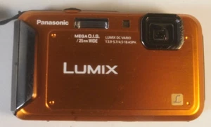 Cámara Panasonic Lumix DMC-TS20 naranja 16,1 MP impermeable a prueba de golpes  - Imagen 1 de 3