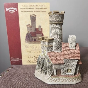 David Winter "La Ciudadela" Colección El Bosque de Decano Firmado Raro Auténtico - Imagen 1 de 12