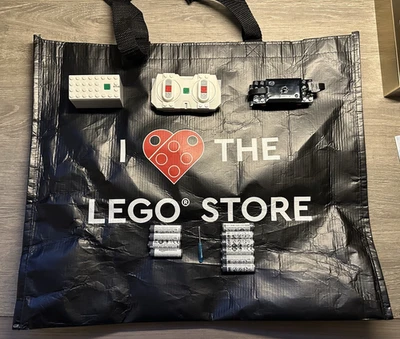 LEGO 88009 Hub 88010 Remote Control 88011 Train Motor for 10361 + FREE BAG - Image 1 of 2