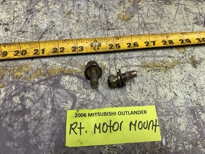 03-06 OUTLANDER Right Passengers Side Motor Mount Bolts Set Of 2 - Image 1 of 4