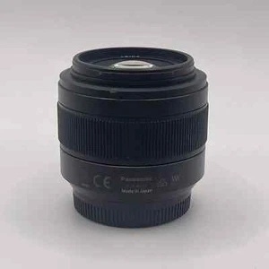 Panasonic Leica DG Summilux 25mm f/1.4 II ASPH Lens H-XA025 (Cheapest in the UK) - Picture 1 of 10