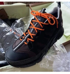 burberry Low Top Sneakers Size 9 Us/42 Box And Dust Bag Is Included Is Brand New - Picture 1 of 9