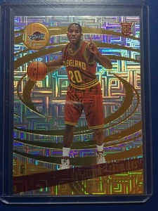 KAY FELDER 2016-17 Panini Revolution INFINITE PARALLEL ROOKIE - Bild 1 von 2
