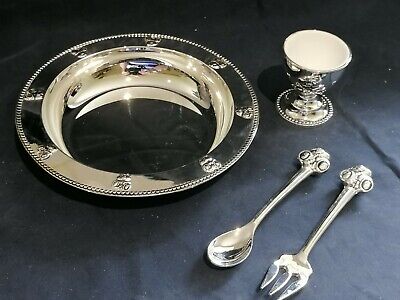 Lovely Silver Plated Christening Set - Bowl, Eggcup, Spoon & Fork - Teddy Design • 8£