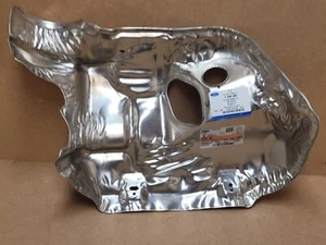 Ford Kuga MK3 Exhaust Manifold Heat Shield 2448485 LX68-9N454-AD NEW Genuine - Picture 1 of 9