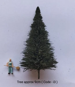 HO scale tree - size approx 9cm - new in pvc case. German made. Code ( i3 ) - Picture 1 of 1