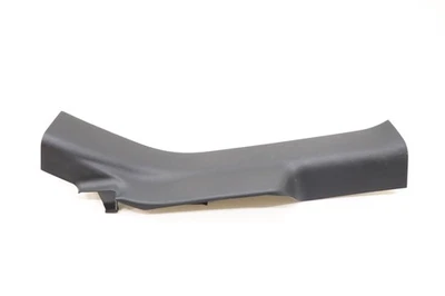 Placa de alféizar Infiniti Q50 2021 Foto 1 de 4