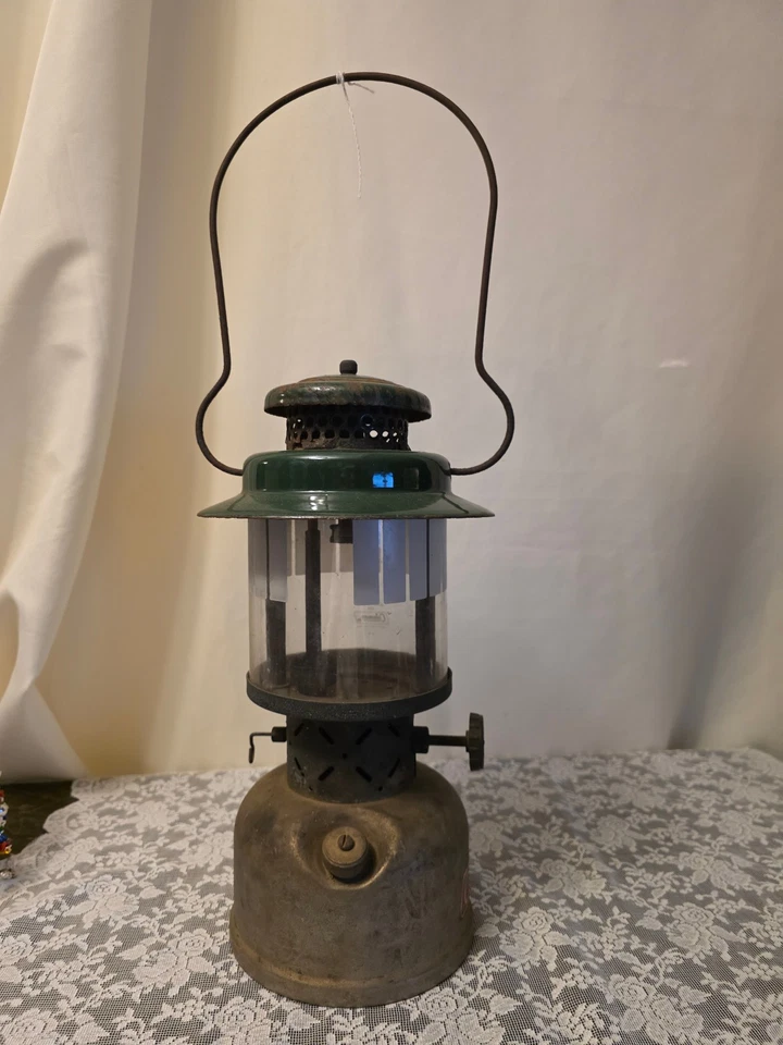 复古 Coleman Lantern 237 - 用于零件或维修 — 第 1/4 张图片