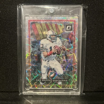 Donruss Optic MVP #21 2018 Dan Marino Laser Velocity SSP Case Hit #21  Foto 1 de 2
