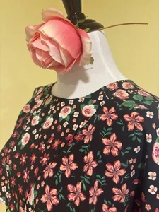 Topshop Romantic Floral Print Ruffle Top Blouse Black Size 4 Whimsy - Picture 1 of 12