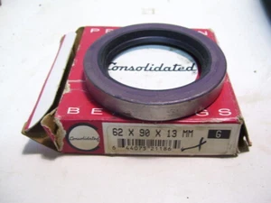 CUSCINETTO CONSOLIDATO NUOVO CON SCATOLA 62 X 90 X 13 MM GUARNIZIONE OLIO P3325 - Foto 1 di 3