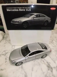 Kyosho Mercedes Benz c-class CLS in silver 084015 1:18 scale - Picture 1 of 20