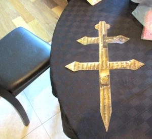 Calcomanía Cross D’Usse Cognac 2017 12” x 19” Jay-Z’s coñac calcomanía tiene adhesivos despegados - Imagen 1 de 4