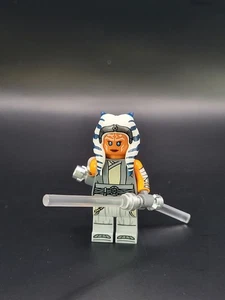 LEGO Star Wars Ahsoka Tano sw1354 – Adult – 2 Lichtschwerter - Bild 1 von 4