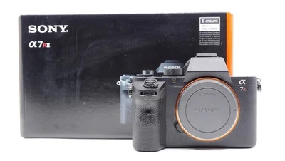 Sony Alpha A7R II - 42,4MP Digitalkamera Gehäuse 7R Mark 2 M2 OVP - Händler - Bild 1 von 4