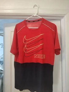 Nike Herren Techknit Dri-Fit rot/blau Laufshirt Large - Bild 1 von 7