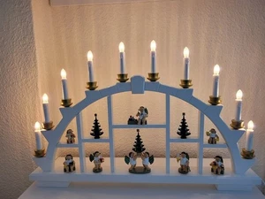 Schwibbogen Weiß matt lackiert - bestückt mit Wendt & Kühn Engel - Topp! - Bild 1 von 21