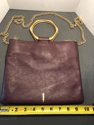 Bolso de mano Thacker NY Borgoña Cuero Anillo Correa de cadena Bandolera Foto 1 de 4