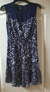 Abito Claudie Pierlot taglia 36 UK 8 blu scuro bianco floreale leggero senza maniche - Foto 1 di 10