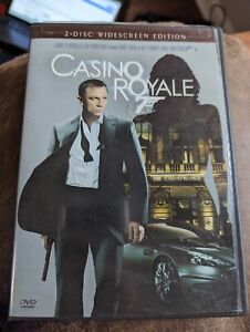 Casino Royale (DVD, 2007, Lot de 2 disques, Grand écran)