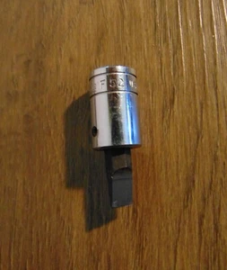 Vintage Snap-On F52 F-52 3/8 Drive Slotted Standard Screwdriver Bit Socket Tool - Picture 1 of 8