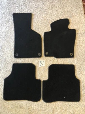 Juego de 4 alfombrillas negras originales VW Passat CC 3C1863011DEUN 2009 2010 2011 2012 Foto 1 de 4