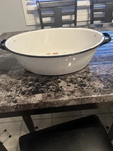 Vintage white enamelware wash basin - Picture 1 of 5