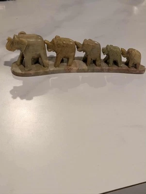 Vintage Carved Onyx? 5 Elephants Walking In a Line Long Made In India - Image 1 of 4