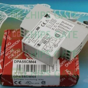1PZ NUOVO Carlo Gavazzi Relè Corrente DPA55CM44 Spedizione Veloce - Foto 1 di 1
