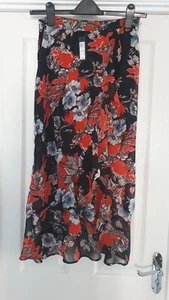 🌼LOVELY LADIES SIZE 12 SKIRT BY RIVER ISLAND *BNWT *🌼 - Picture 1 of 5