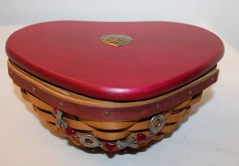 LONGABERGER TENDER HEART BASKET, FABRIC,  PROTECTOR, LID, TIE-ON, 2009 Cover